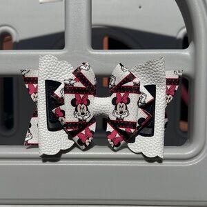 Minnie Mouse Bow Hair Clip